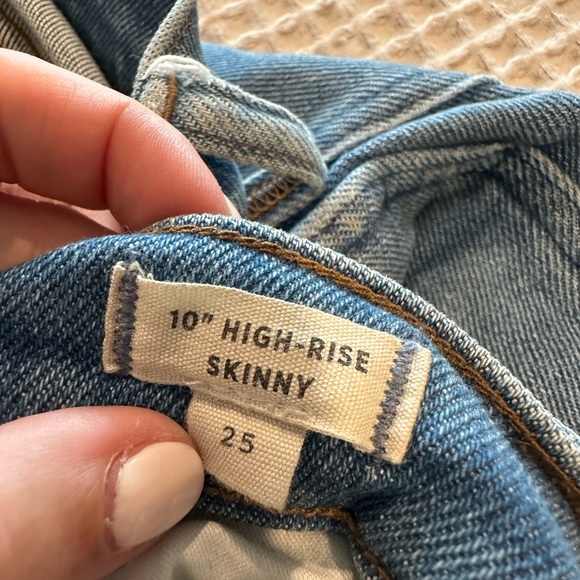 Madewell 10” High-Rise Skinny Jean - size 25 - Picture 3 of 3